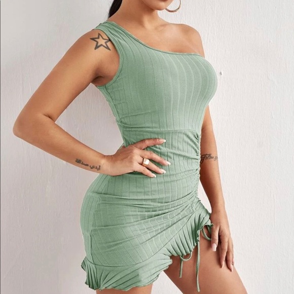 Mint green ruched one shoulder strap tank dress Lg - Picture 6 of 7